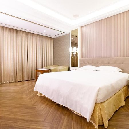 台南丹尼尔汽车旅馆 新营 外观 照片